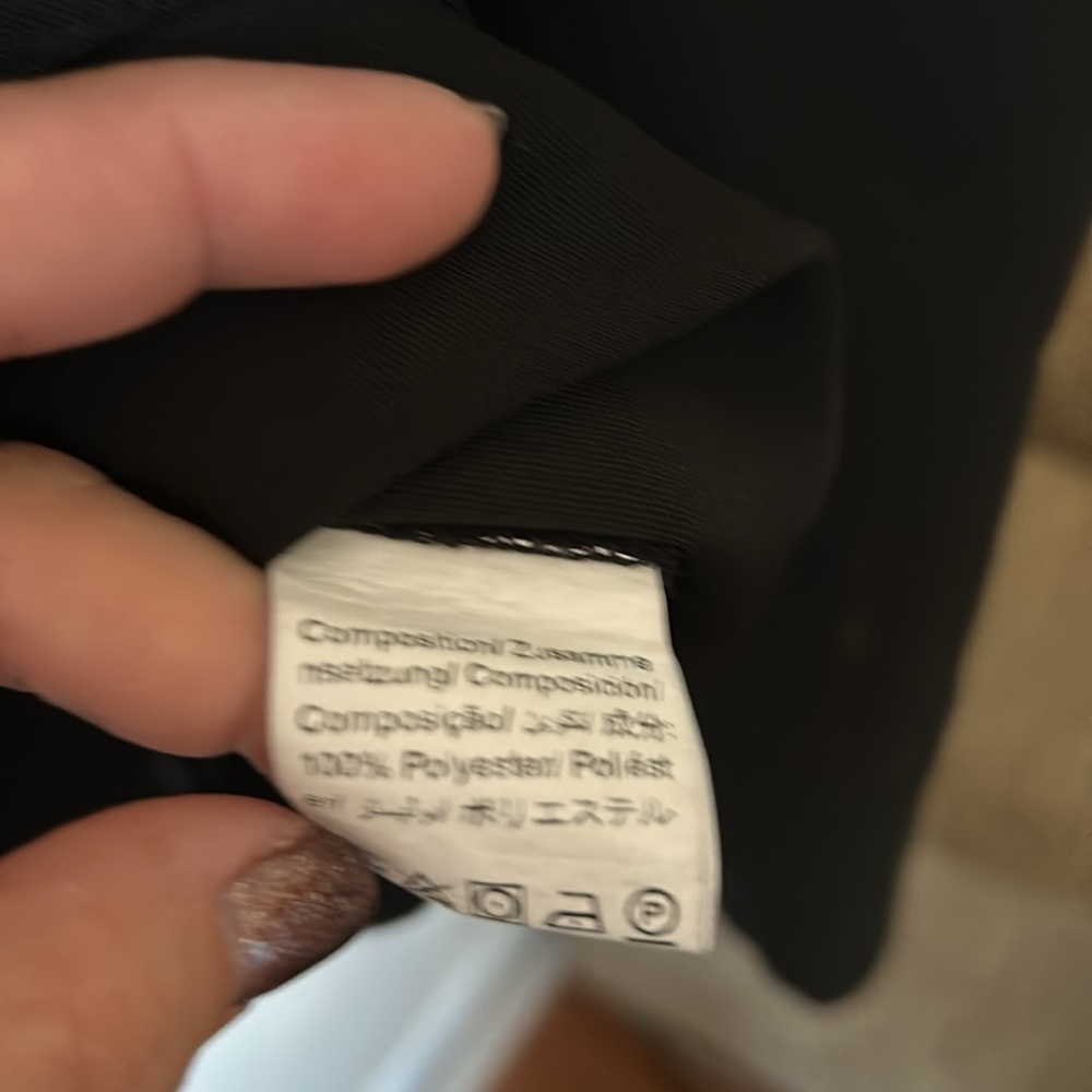 SHEIN Curve button down - Picture 5 of 5